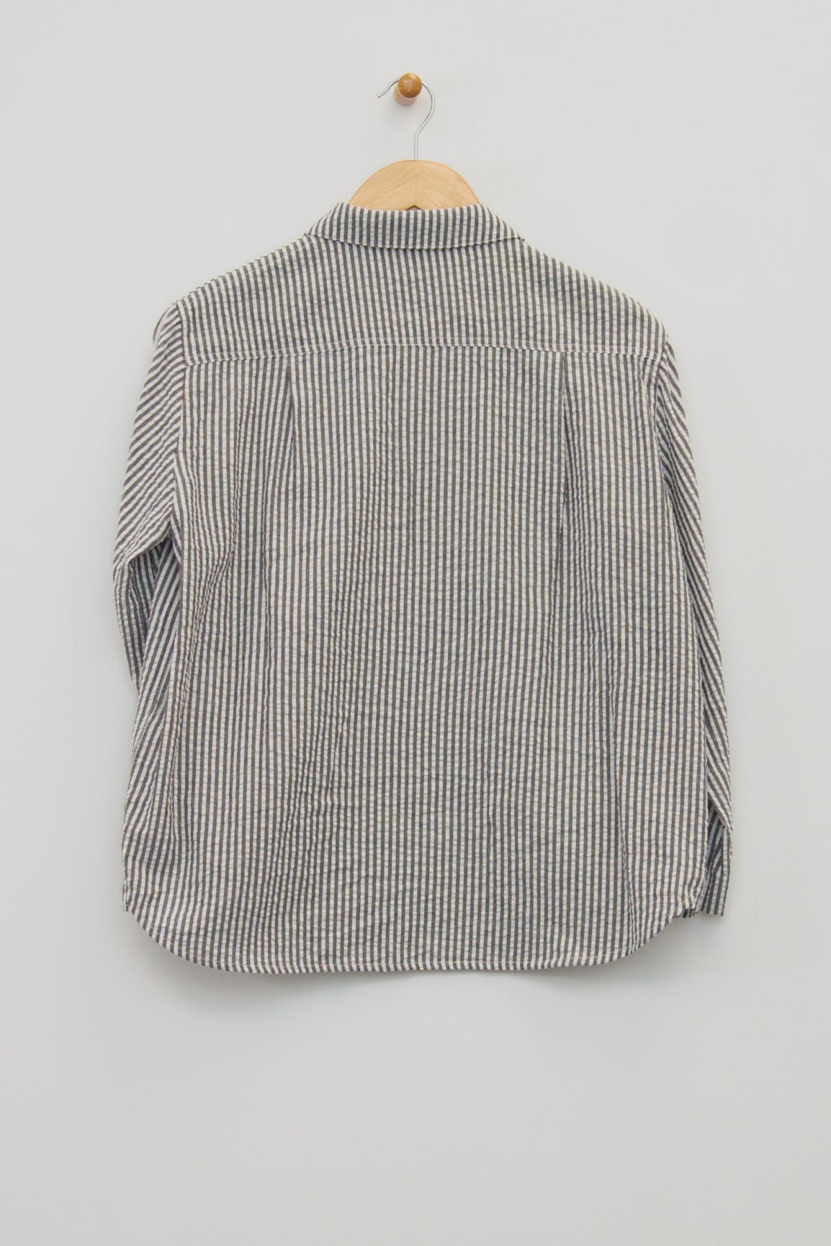 26" Basic Wing Collar Blouse