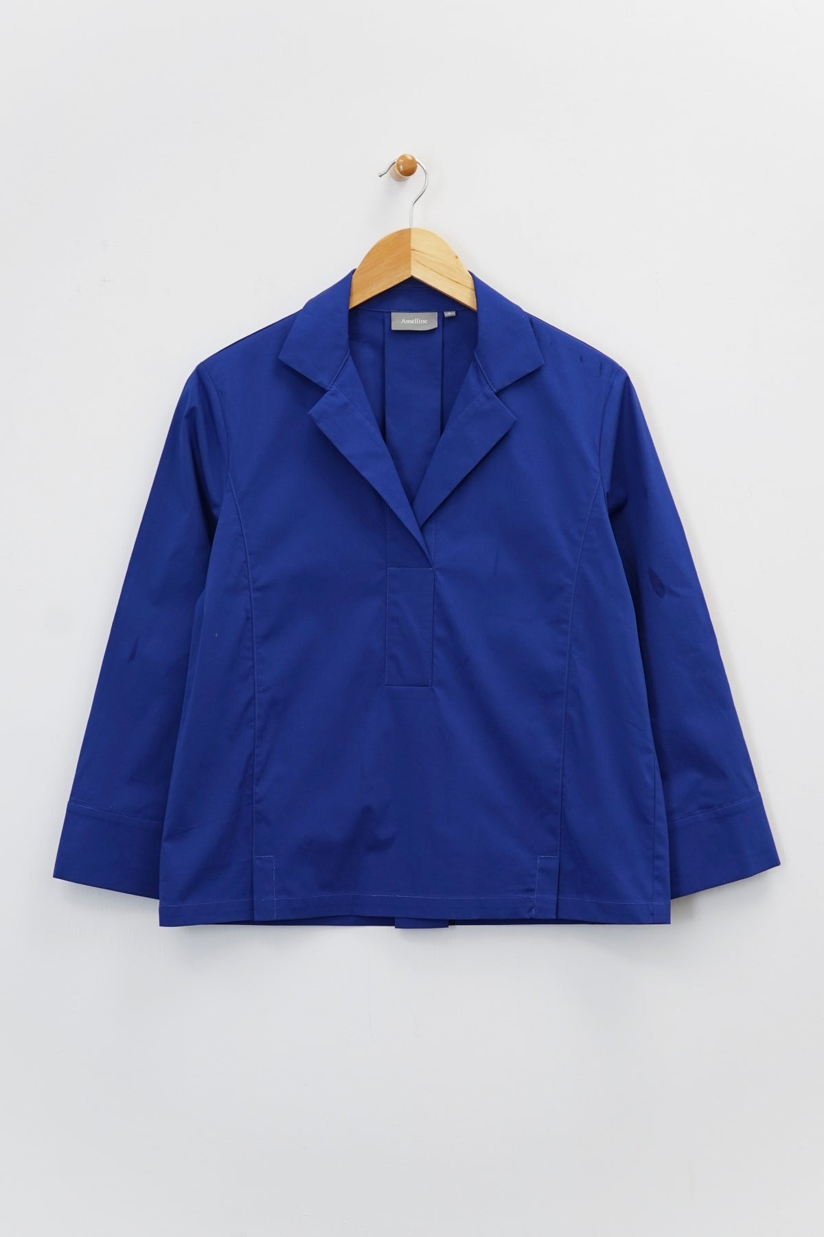 25" ¾ Sleeve Popover Top