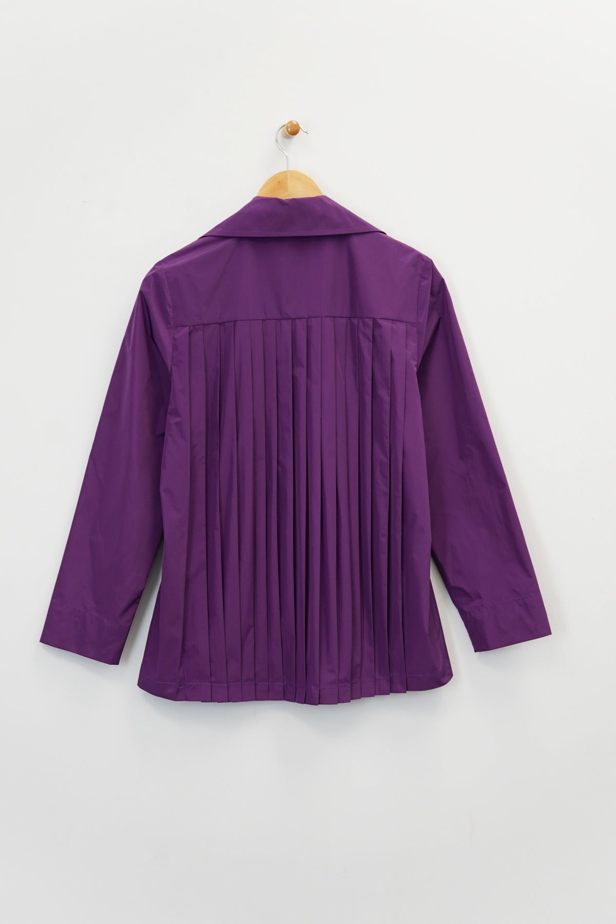 25" Double Breasted Jacket with Pleated Back