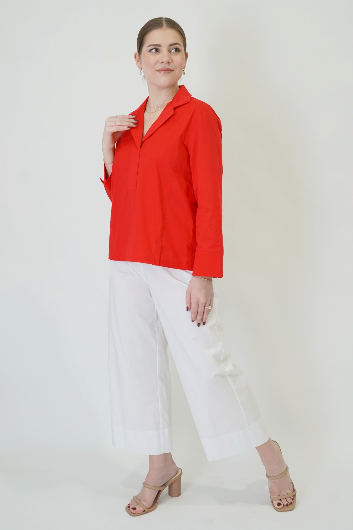 25" ¾ Sleeve Popover Top