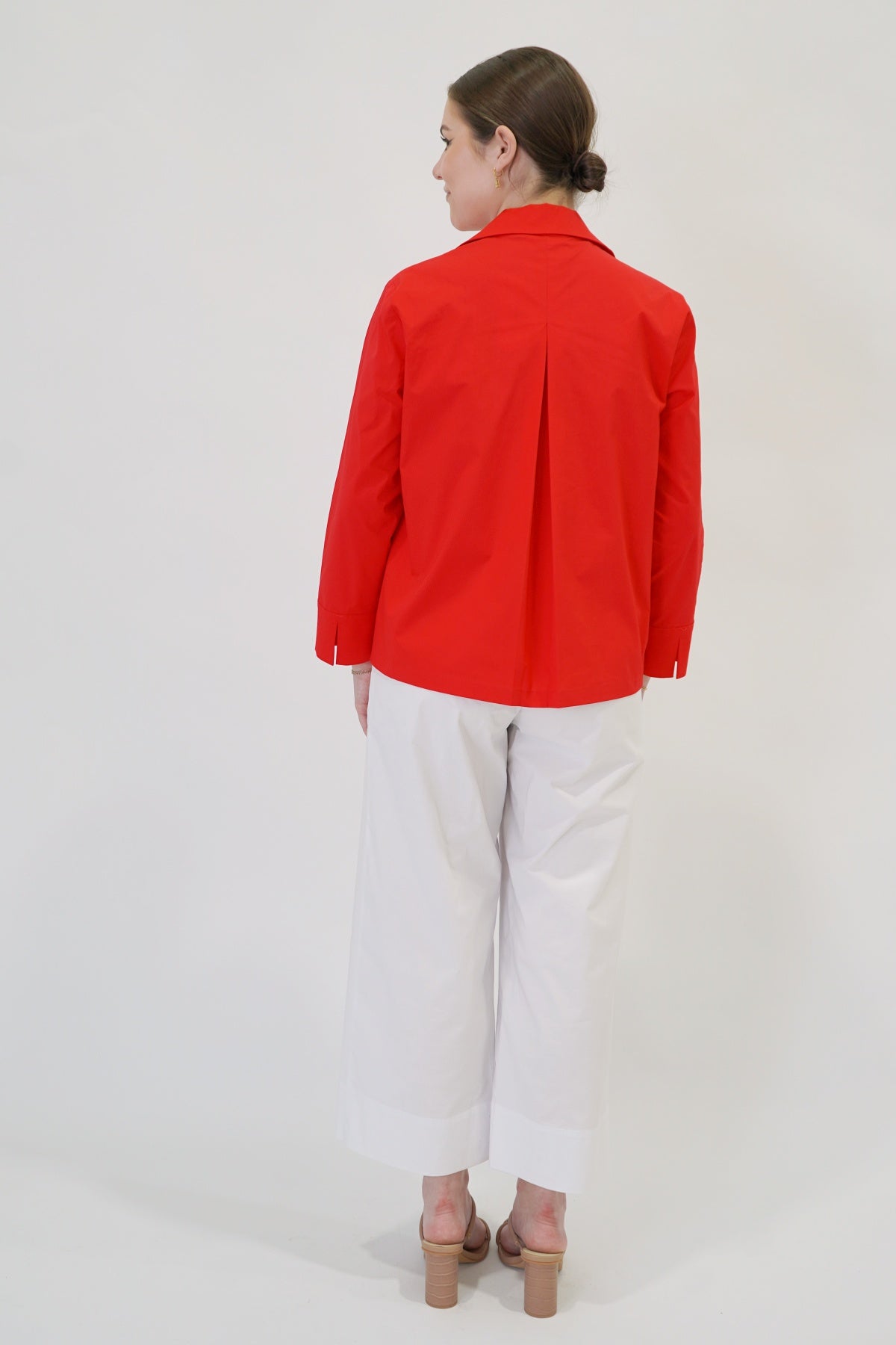 25" ¾ Sleeve Popover Top