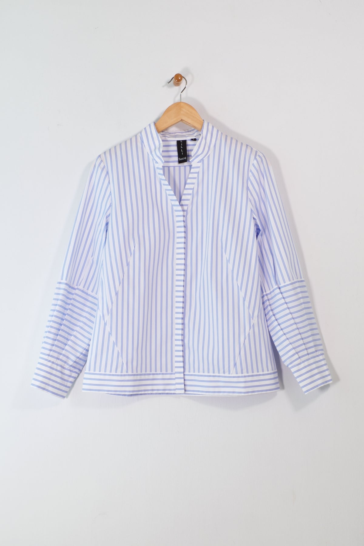 25" Mandarin Collar Blouse with Poet Sleeve