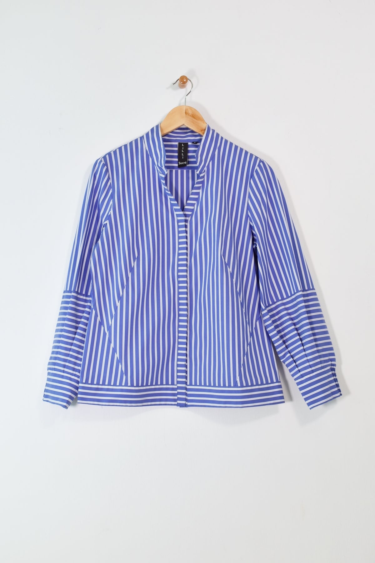 25" Mandarin Collar Blouse with Poet Sleeve