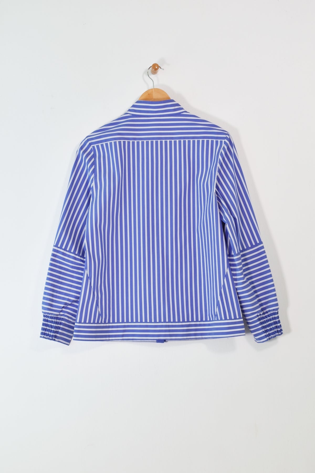 25" Mandarin Collar Blouse with Poet Sleeve