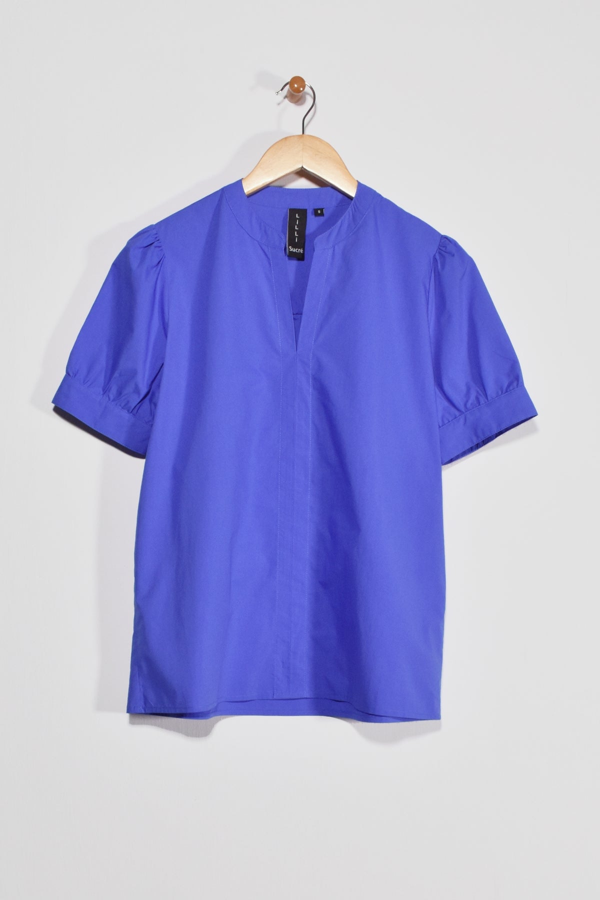 25” Short Sleeve Mandarin Collar Top