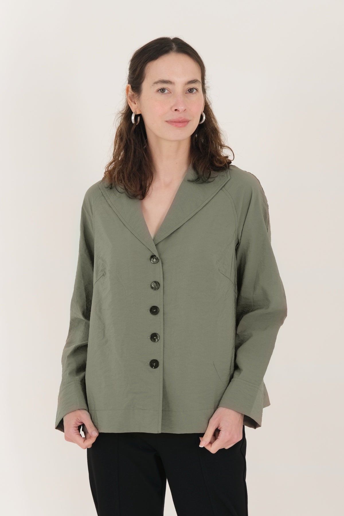 24" Wing Collar Crispy Jacket