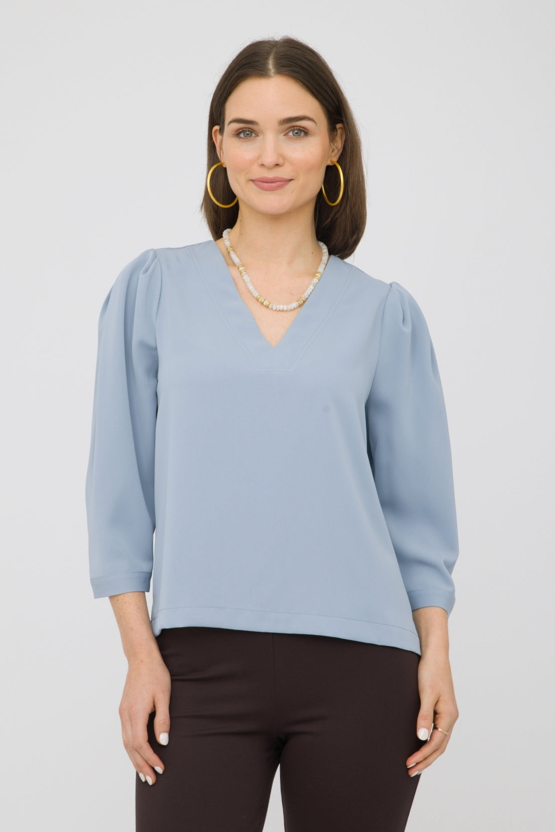 25" Elbow Sleeve V Top with Gathered Shoulder