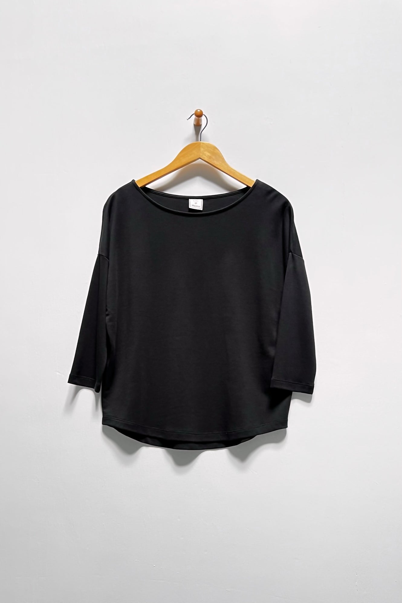 23" ¾ Sleeve Pima Ballet Neck Top
