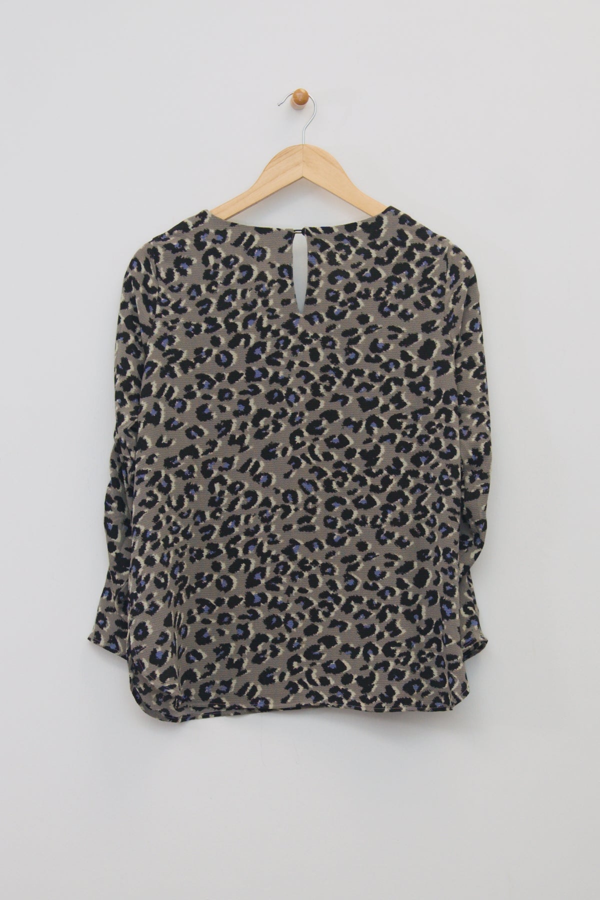 25" Ruched Sleeve V Tunic