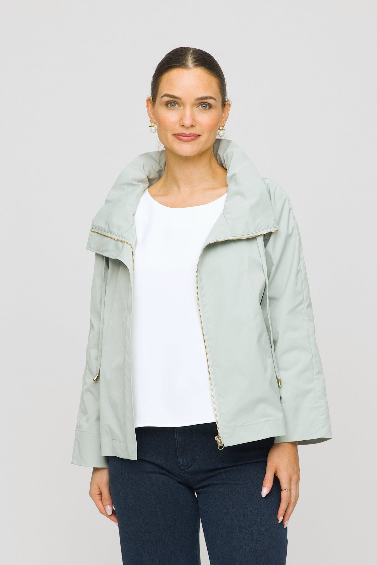 25" Aline Pull-String Jacket